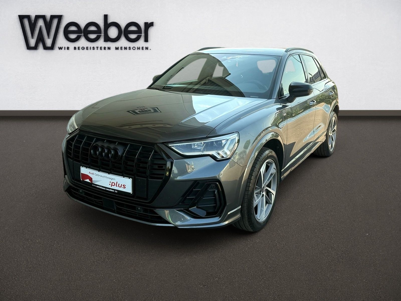 Audi Q3 S line *AHK*BLACKSTYLE*KAMERA*LED*NAVI*GRA* foto 2