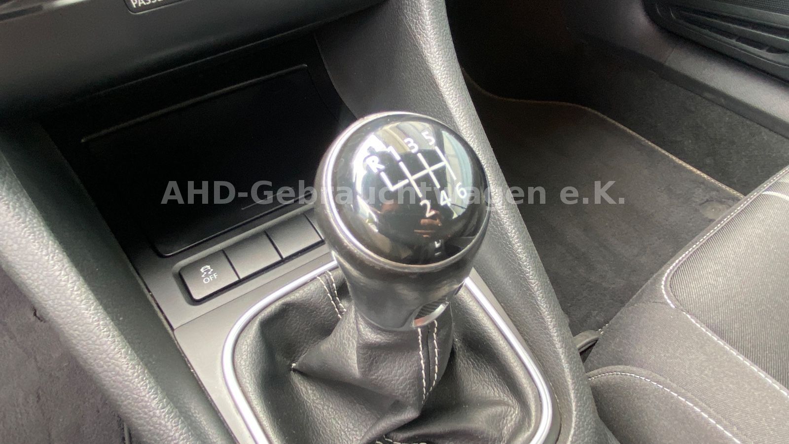 Fahrzeugabbildung Volkswagen Golf VI Cabriolet Lounge