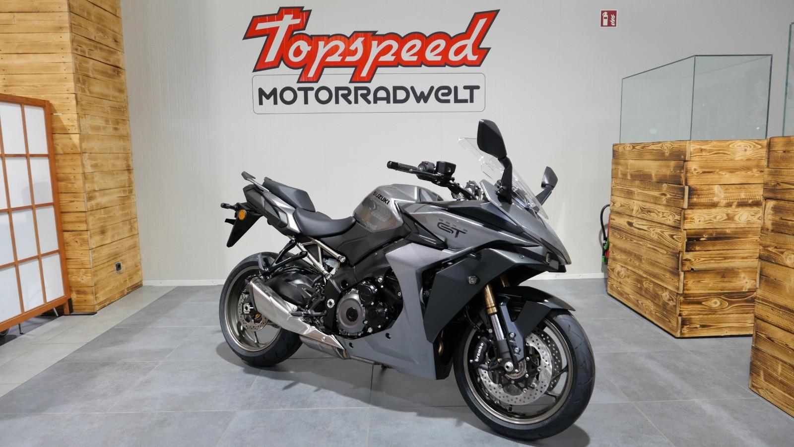 Suzuki GSX-S 1000 GT Travel Edition