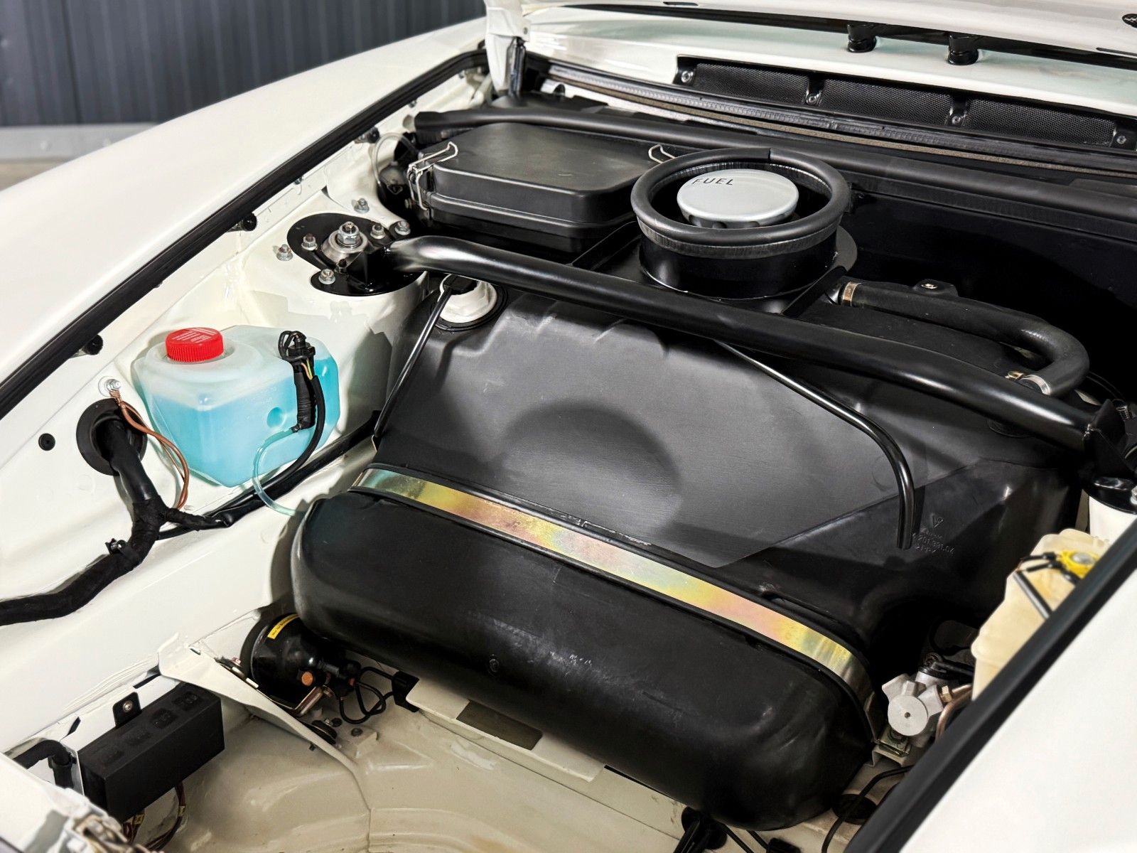 Fahrzeugabbildung Porsche 993 RS Nachbau 3,8L + 325 PS + Komplett umbau