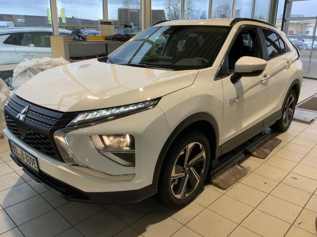 Mitsubishi Eclipse Cross Basis Hybrid 4WD