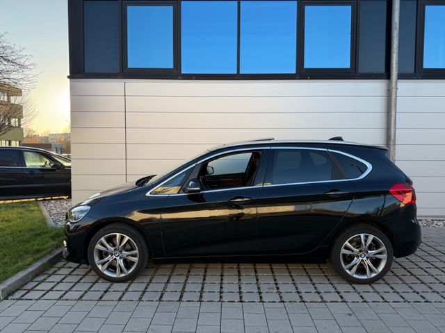 BMW 220 Active Tourer Luxury Aut. Leder/Navi/LED/Pan