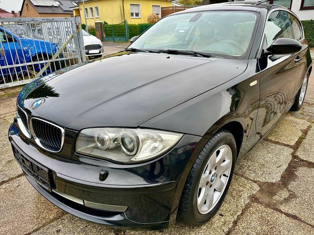 BMW 120d Lim. Advantage-Paket * Leder * Navi * SZH *