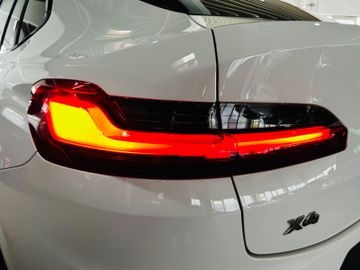 BMW X4 M40 - 12