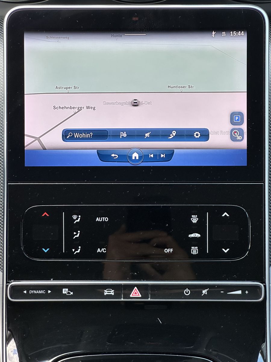Fahrzeugabbildung Mercedes-Benz C 220d T Avantgarde NAV+LED+AHK+VCOCKPIT+CARPLAY