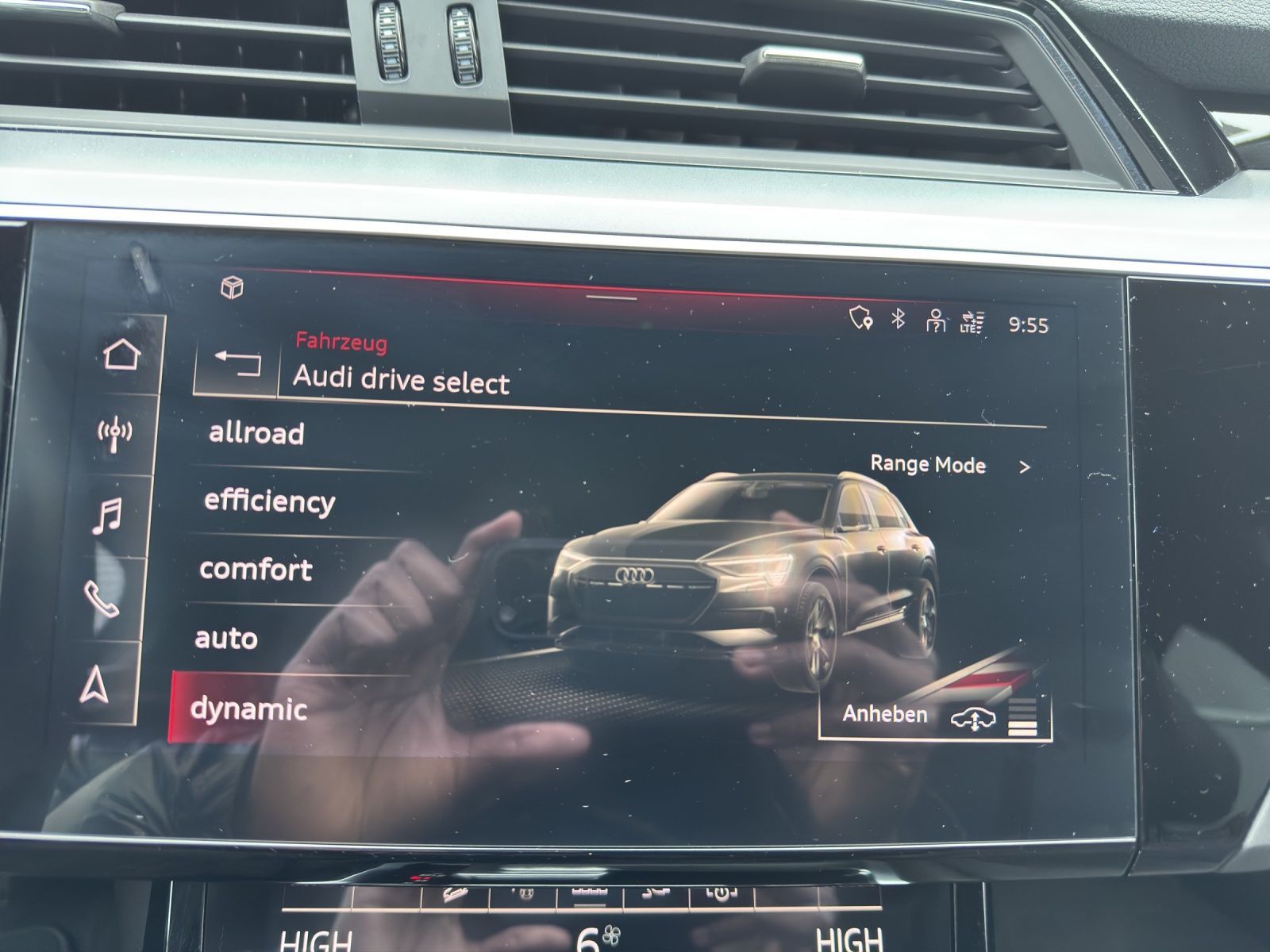 Audi e-tron - Bild 15