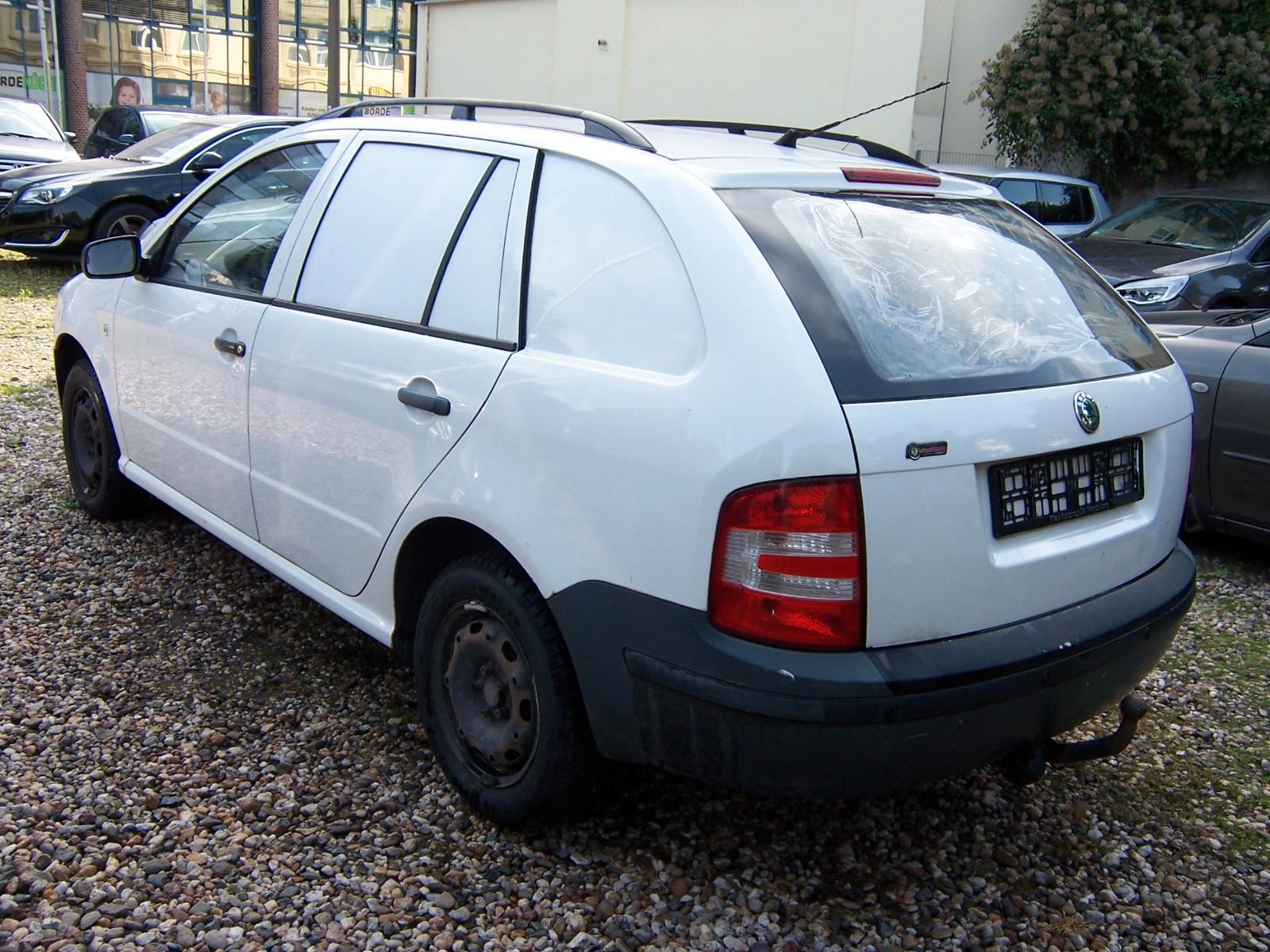 Skoda Praktik 2006 — салон