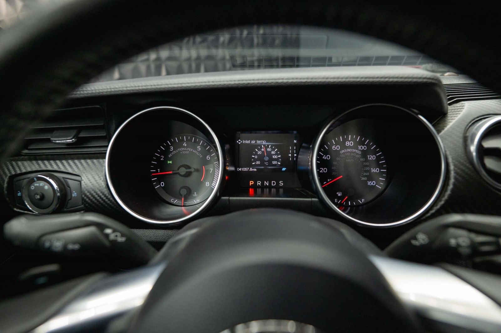Fahrzeugabbildung Ford Mustang Shelby Coupe GT 350 Package Dark Horse