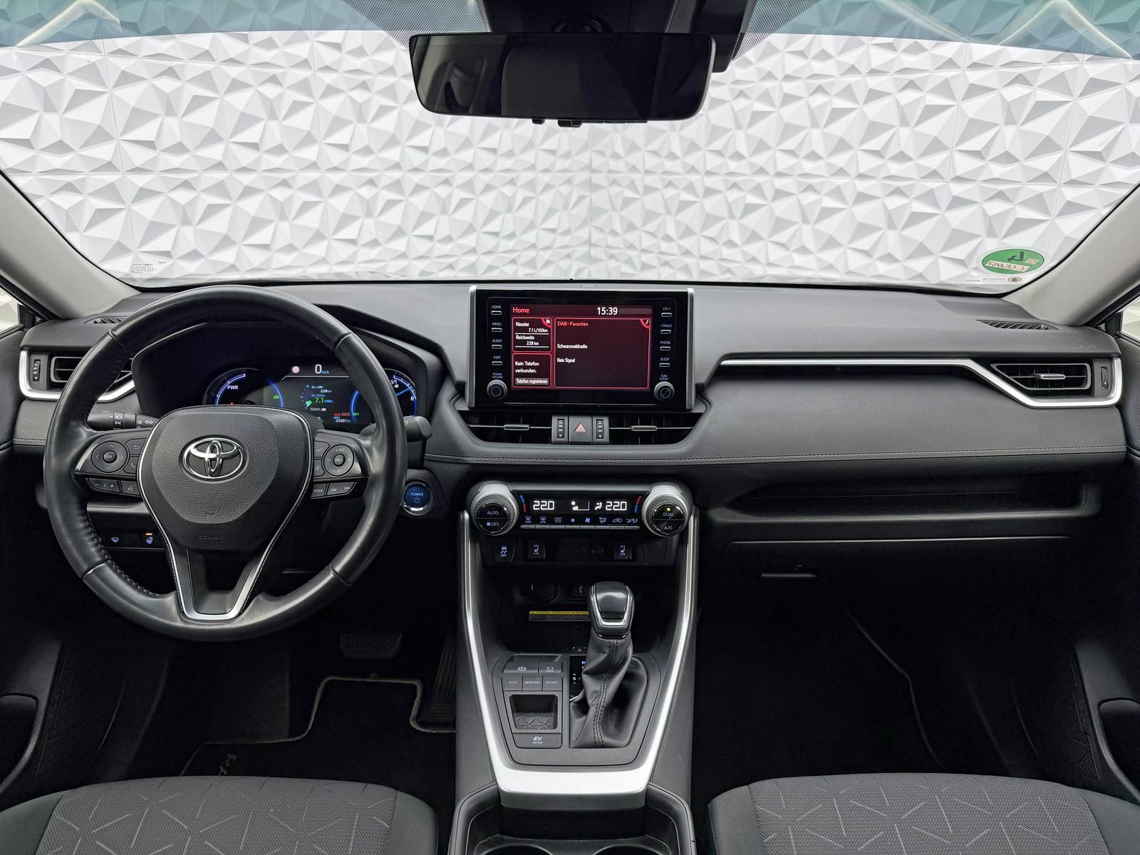 Fahrzeugabbildung Toyota RAV 4 2.5 HYBRID 4x2 BLACK-EDT/AHK/ACC/LED/RCAM