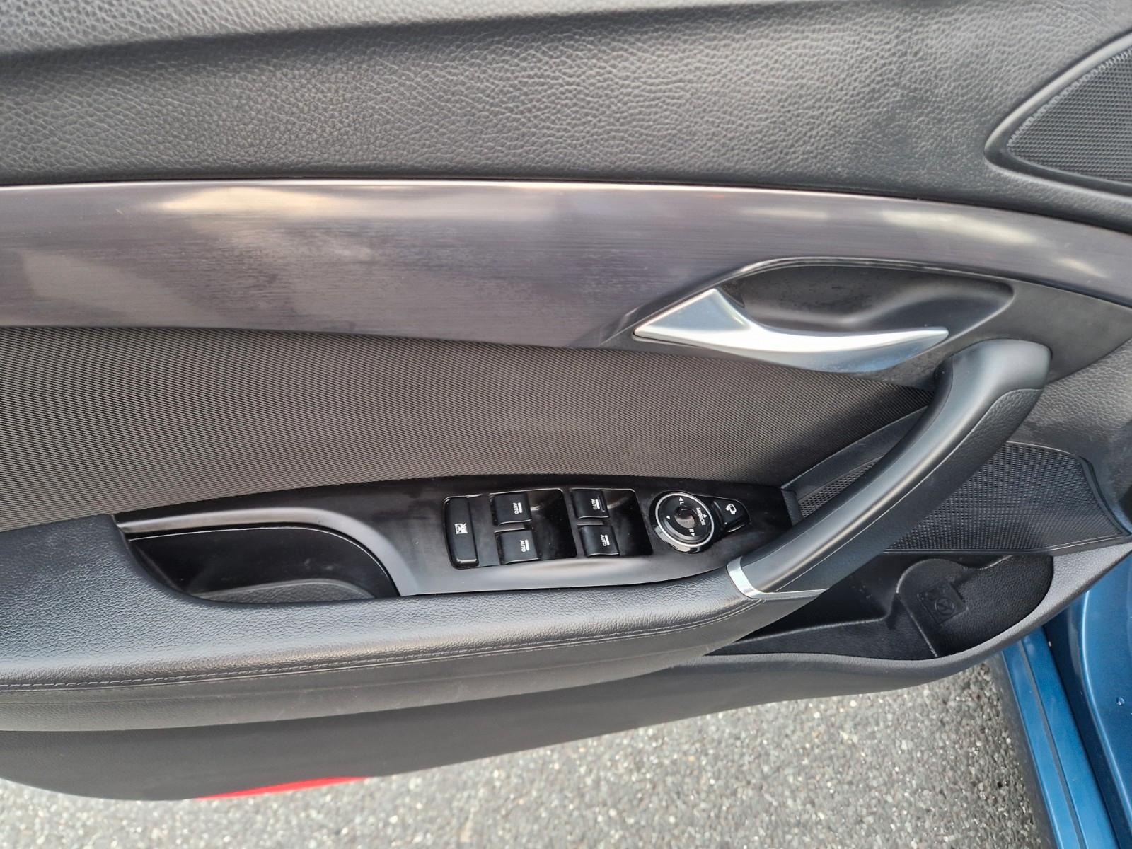 Hyundai i40 2015 — фото 12