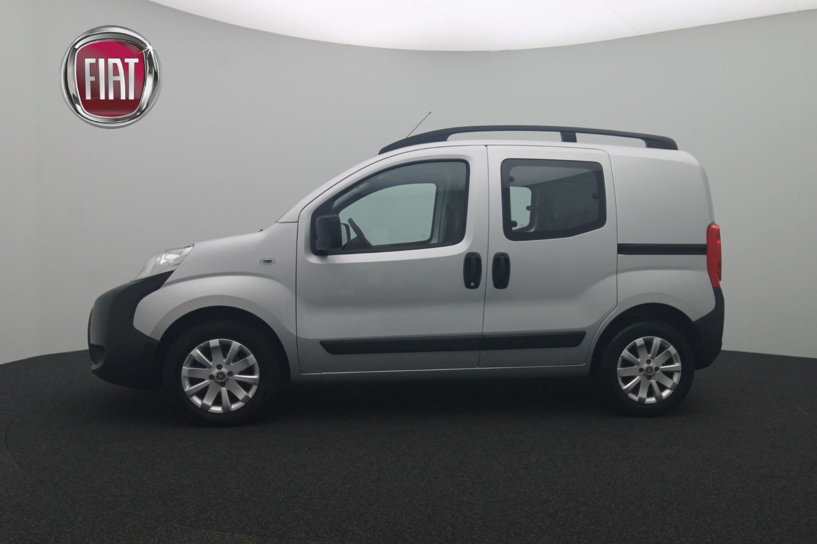 Fahrzeugabbildung Fiat Fiorino SX 1.2 Kombi SHZ AHK KLIMA PDC
