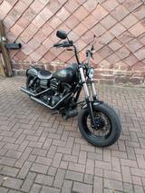 Harley-Davidson Dyna Street Bob - HARLEY-DAVIDSON 2010 STREET BOB