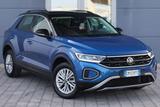 Andere VOLKSWAGEN T-Roc 1.5 TSI Prezzo Netto ACT DSG Li - Andere mit Benzin-Antrieb: Blau