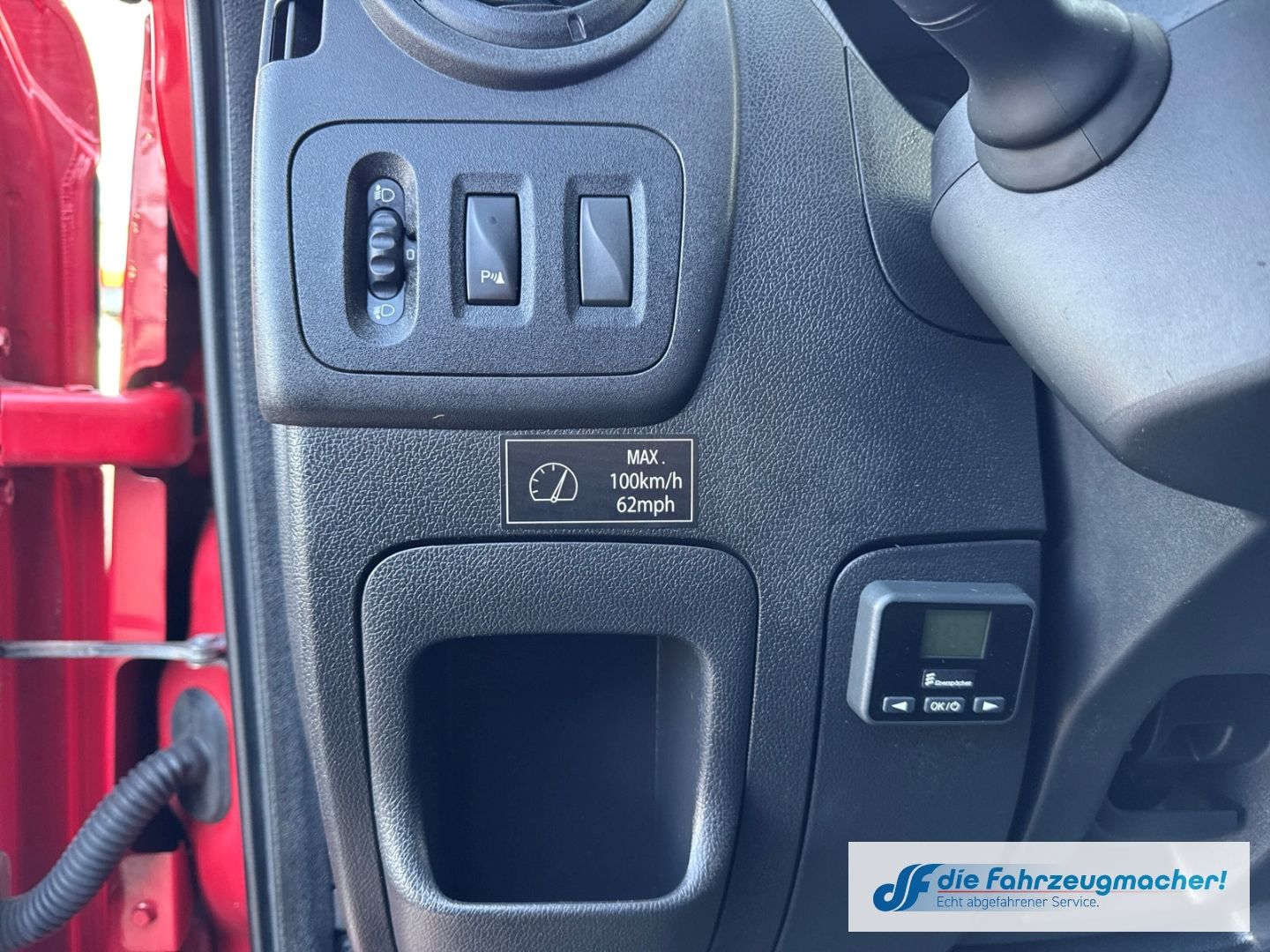 Fahrzeugabbildung Opel Movano PDC BT el.SP ABS Berganfahrass. *8078