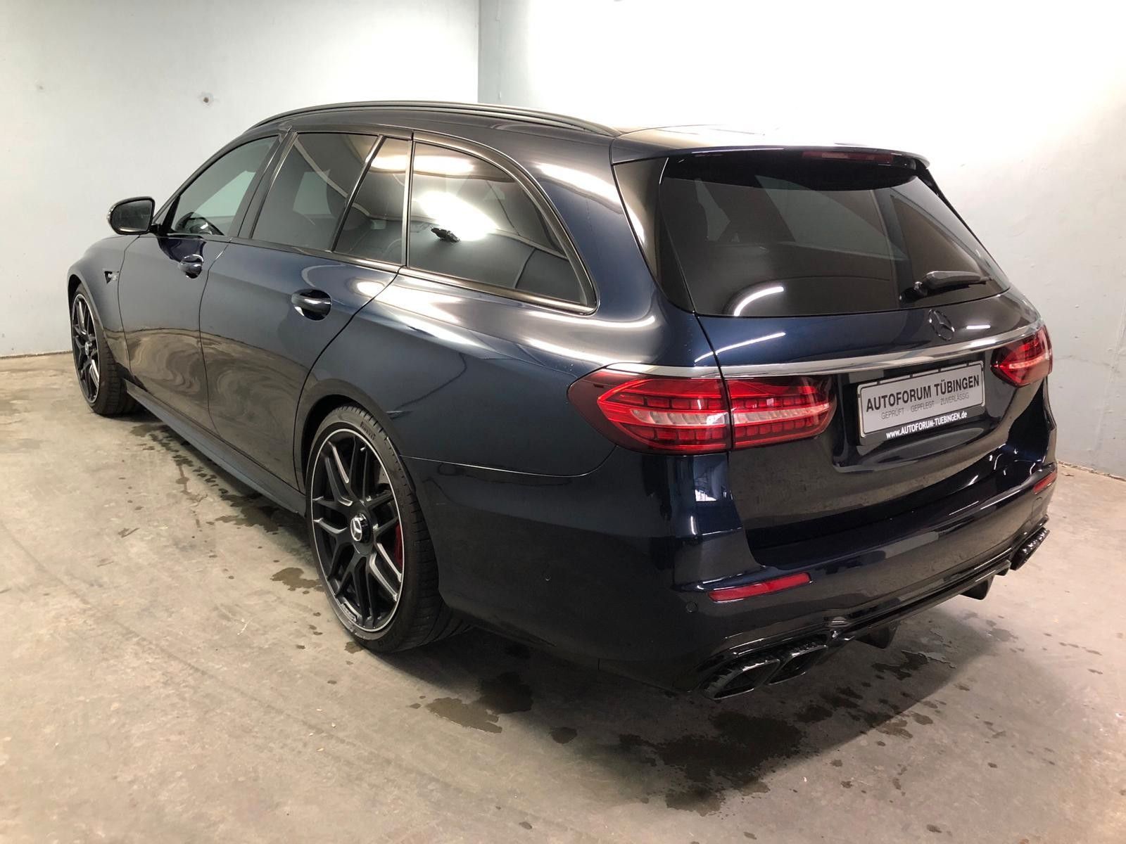 Fahrzeugabbildung Mercedes-Benz E 63 S 4MATIC+ T *FACELIFT*PANORAMA*VMAX*NIGHT