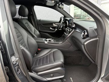 Fahrzeugabbildung Mercedes-Benz GLC 300 Coupe 4Matic AMG AHK RFK SHZ Night uvm