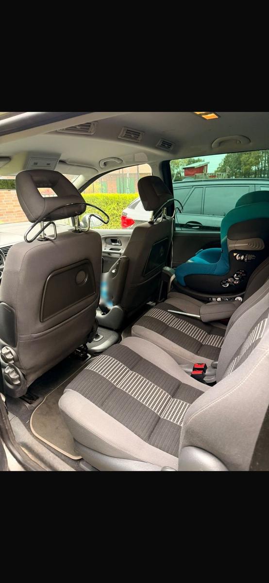 Volkswagen Sharan 2009 — photo 12