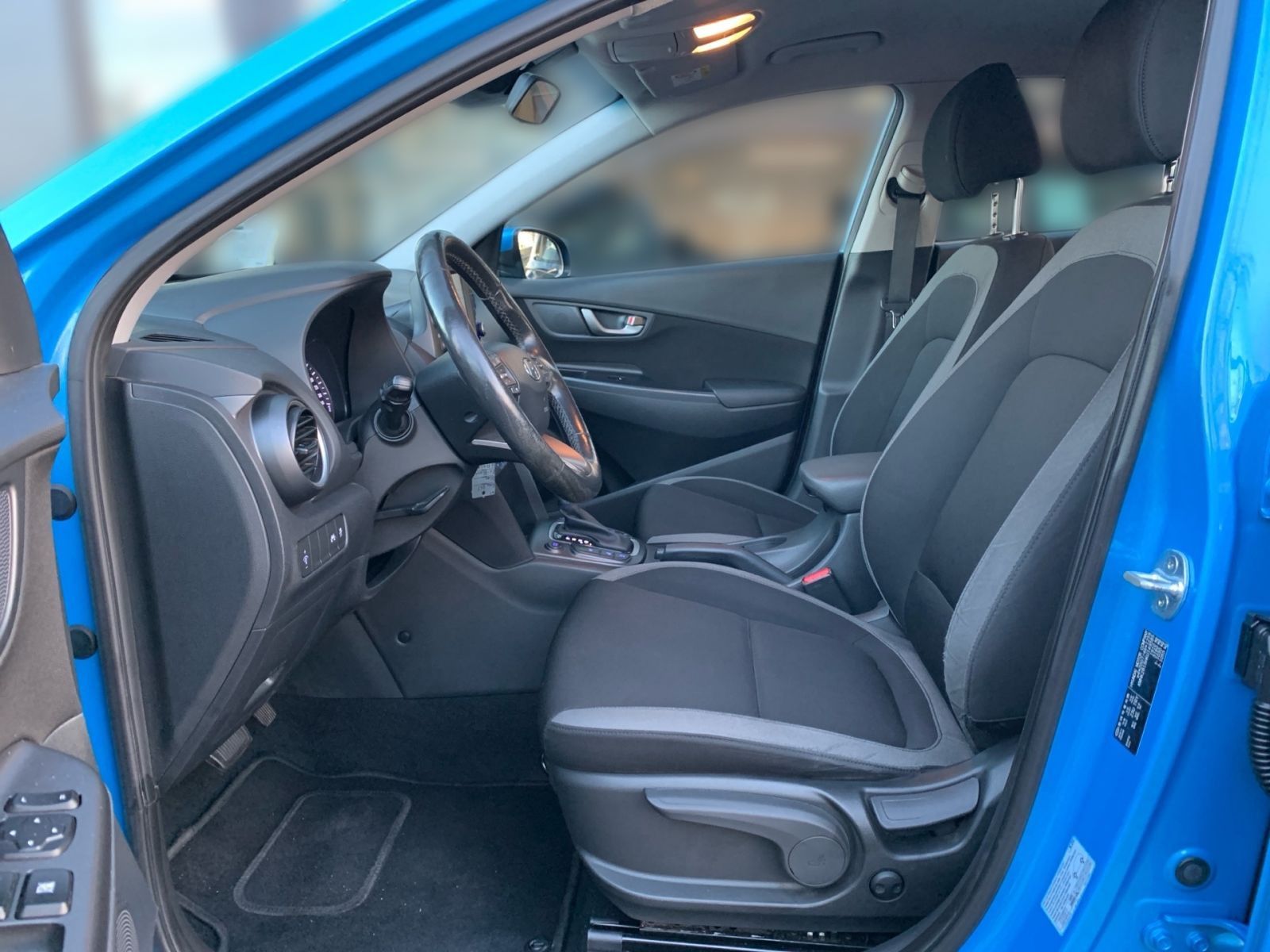 Fahrzeugabbildung Hyundai KONA 1.6 T-GDI 7-DCT Trend 4WD Navi 1Hd