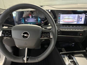 Fotografie 15 des Opel Astra 1.2 Turbo Hybrid 48 V GS