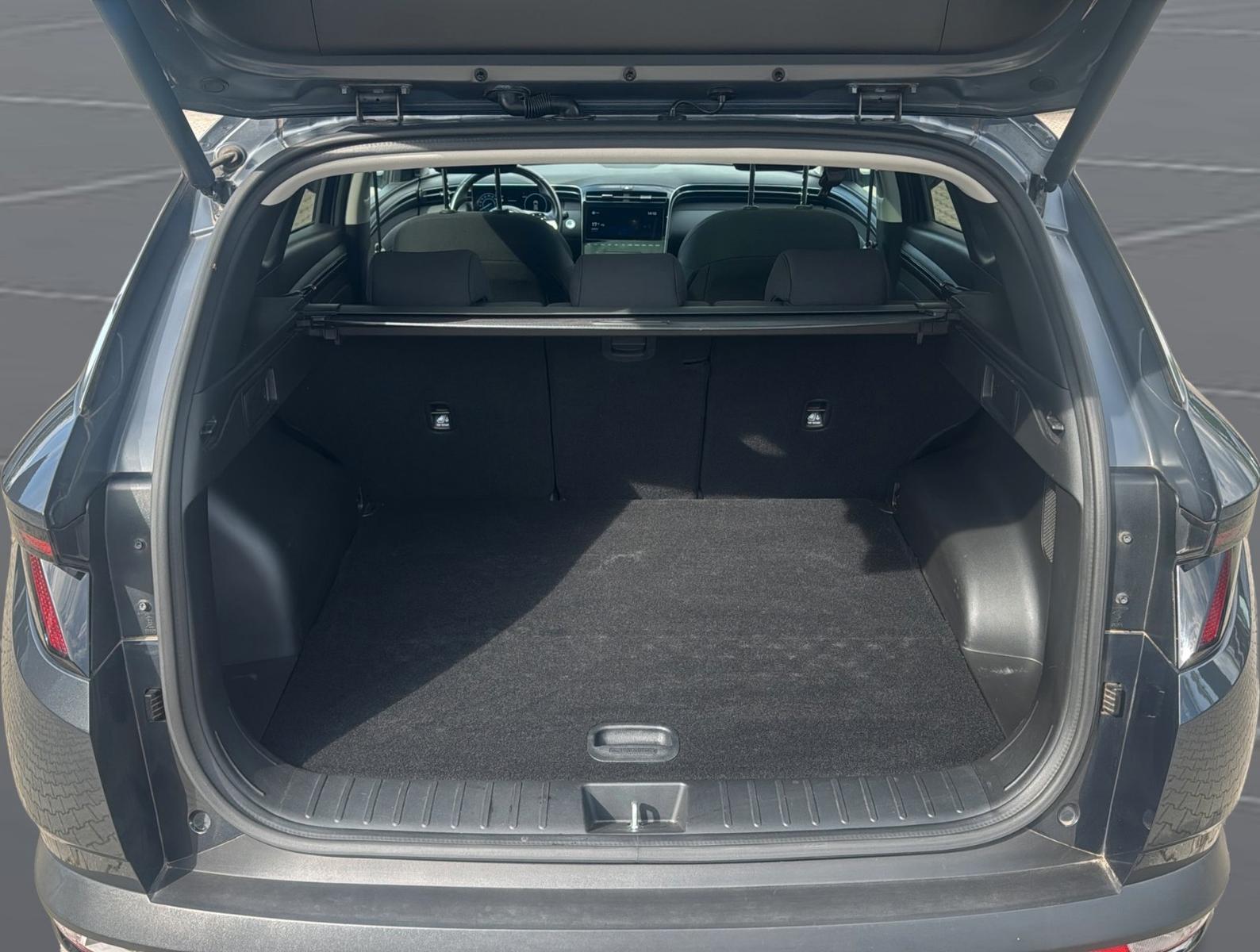 Hyundai TUCSON 1.6 CRDi (48V) 136PS Trend 4WD Pano-Dach