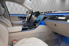 S 580 Maybach 2025 BRABUS BLACK/BEIGE 4D E-BODY