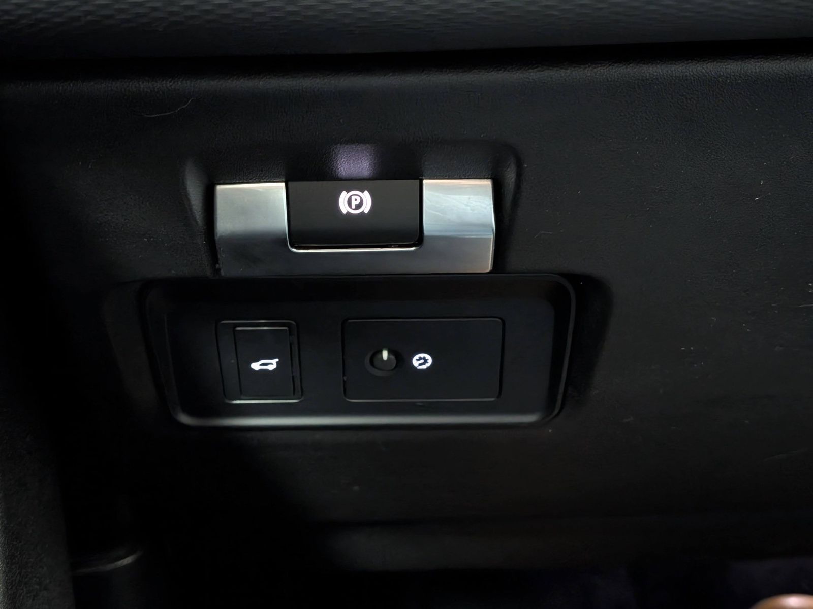 LAND ROVER Discovery Sport  D180 R-Dynamic AHK Nur GEWERBE – Bild 37
