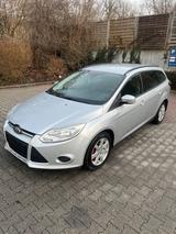 Ford Focus 2.0 TDCI 85 KW Automatik Mit TÜ... - Ford Focus aus 2011: 2.0