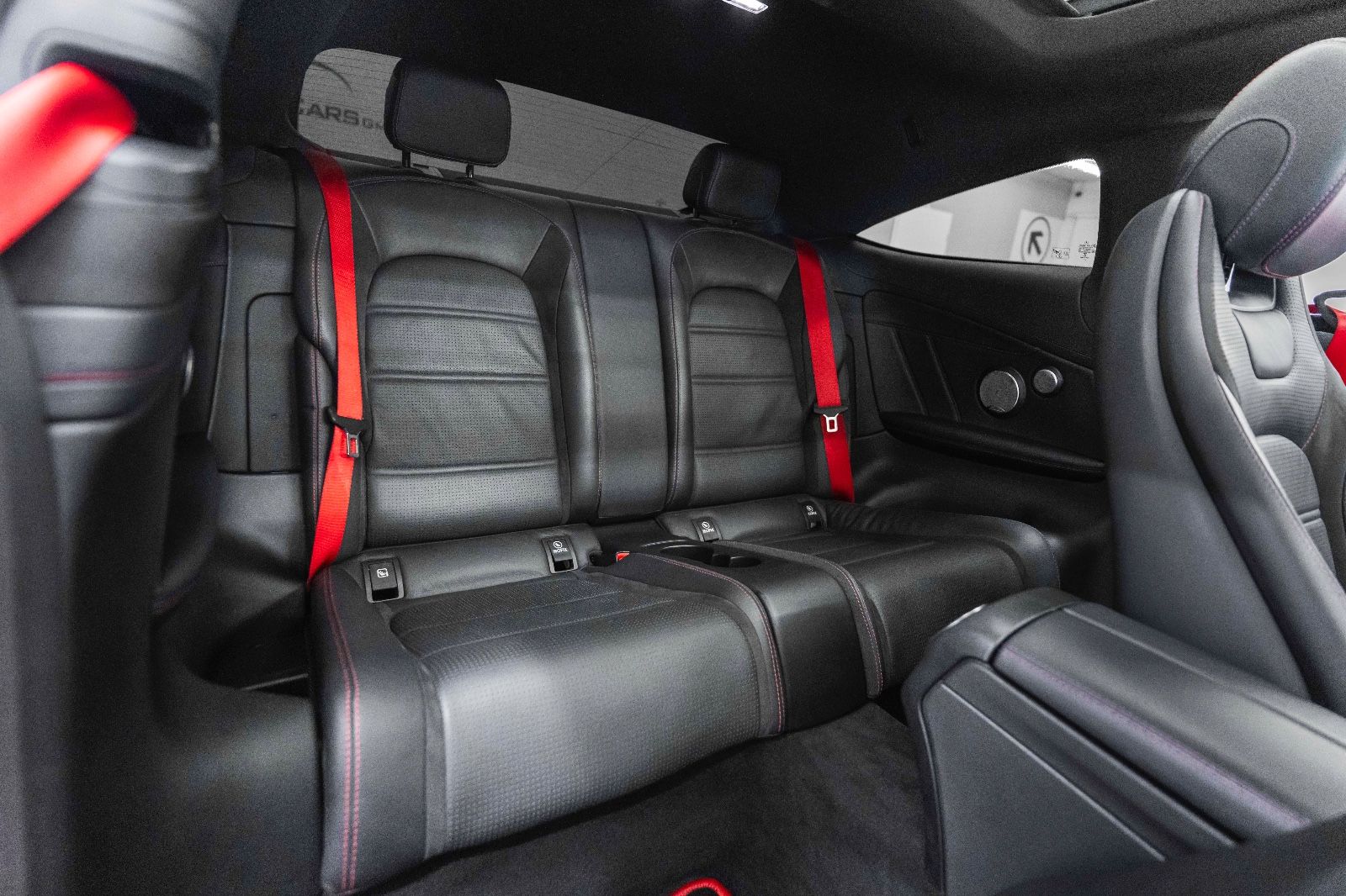 Fahrzeugabbildung Mercedes-Benz C 43 AMG C63 Optik BURMESTER CARBON KAM LED NAV