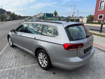Volkswagen Passat Variant - 9