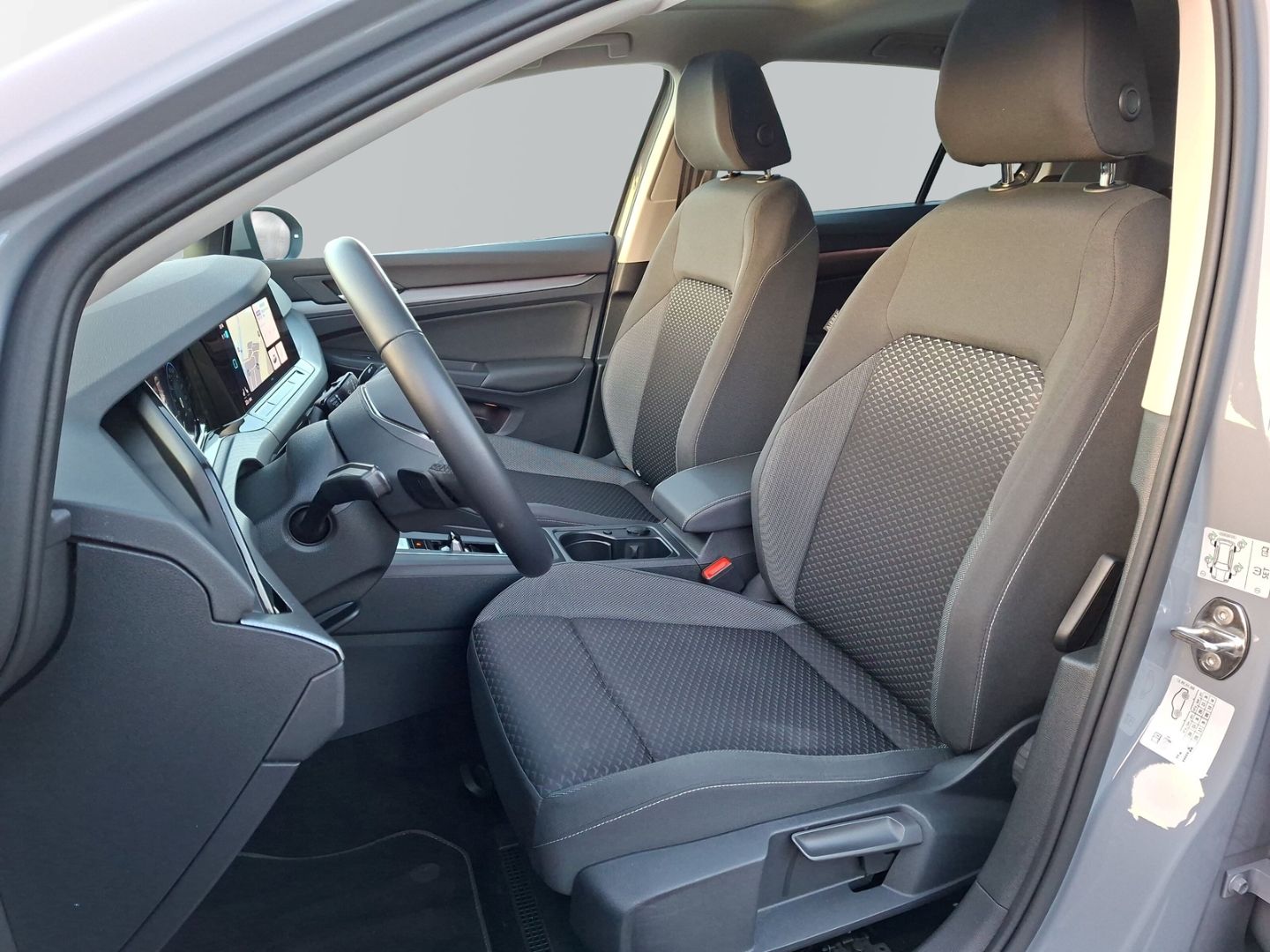 Golf VIII 1.5 eTSI DSG Active *Pano*Garantie*