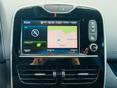RENAULT Clio IV Luxe*Scheckheft*1.Hand*Tempomat*Navi