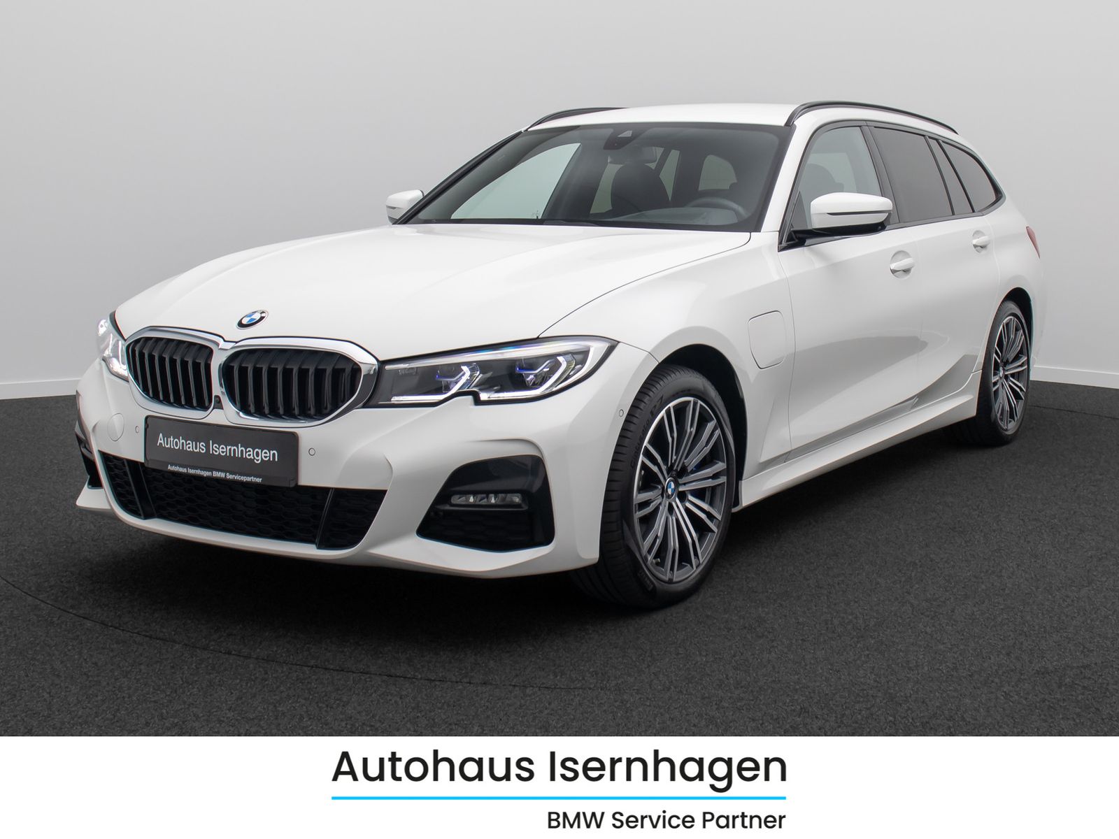 Fahrzeugabbildung BMW 330e xD M Sport 360&deg; Alarm HUD DAB Laser H/K 18"