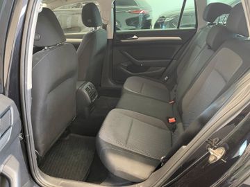 Volkswagen Passat Variant - 10