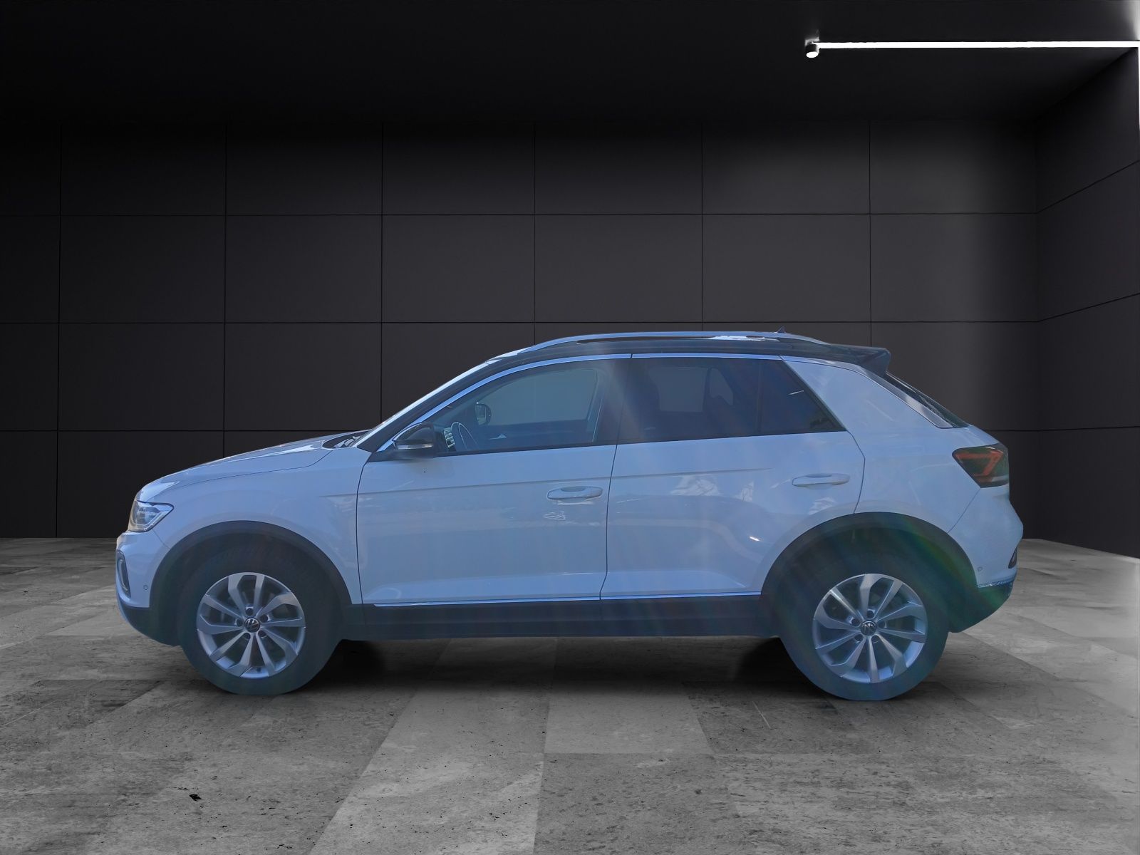 Fahrzeugabbildung Volkswagen T-Roc TDI Style AHK AID ACC RFK SH LM