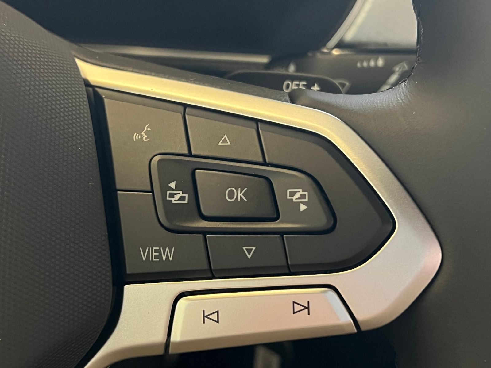 Fahrzeugabbildung Volkswagen T-Cross GOAL 1.0 TSI DSG *AHK,LED,Plus-Paket,17'