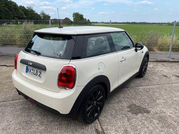 MINI One First - 2