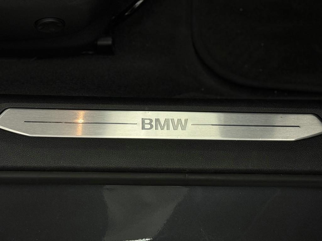 BMW 118 i Advantage, LED, Head-Up, Navi, DAB