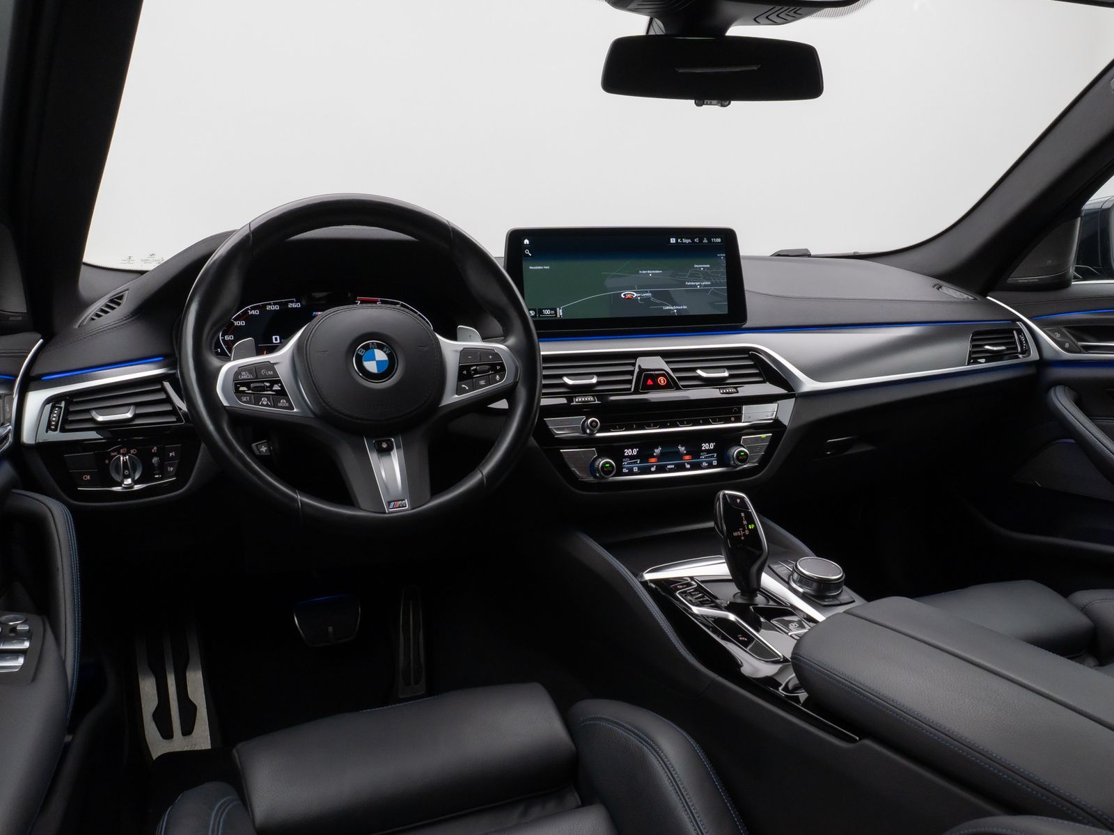 Fahrzeugabbildung BMW M550i xD Kamera Laser HUD DAB H/K 4xKlima Komfor