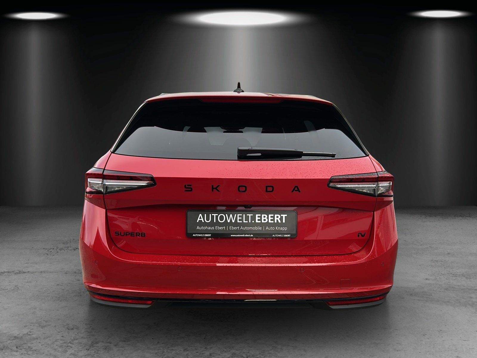 Fahrzeugabbildung SKODA Superb 1.5 TSI iV Sportline/PANO/AHK/HUD/ACC/360