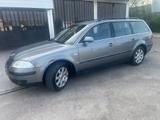 Volkswagen Passat 1.9 TDI/130 CV - Volkswagen Passat aus 2002: TDI