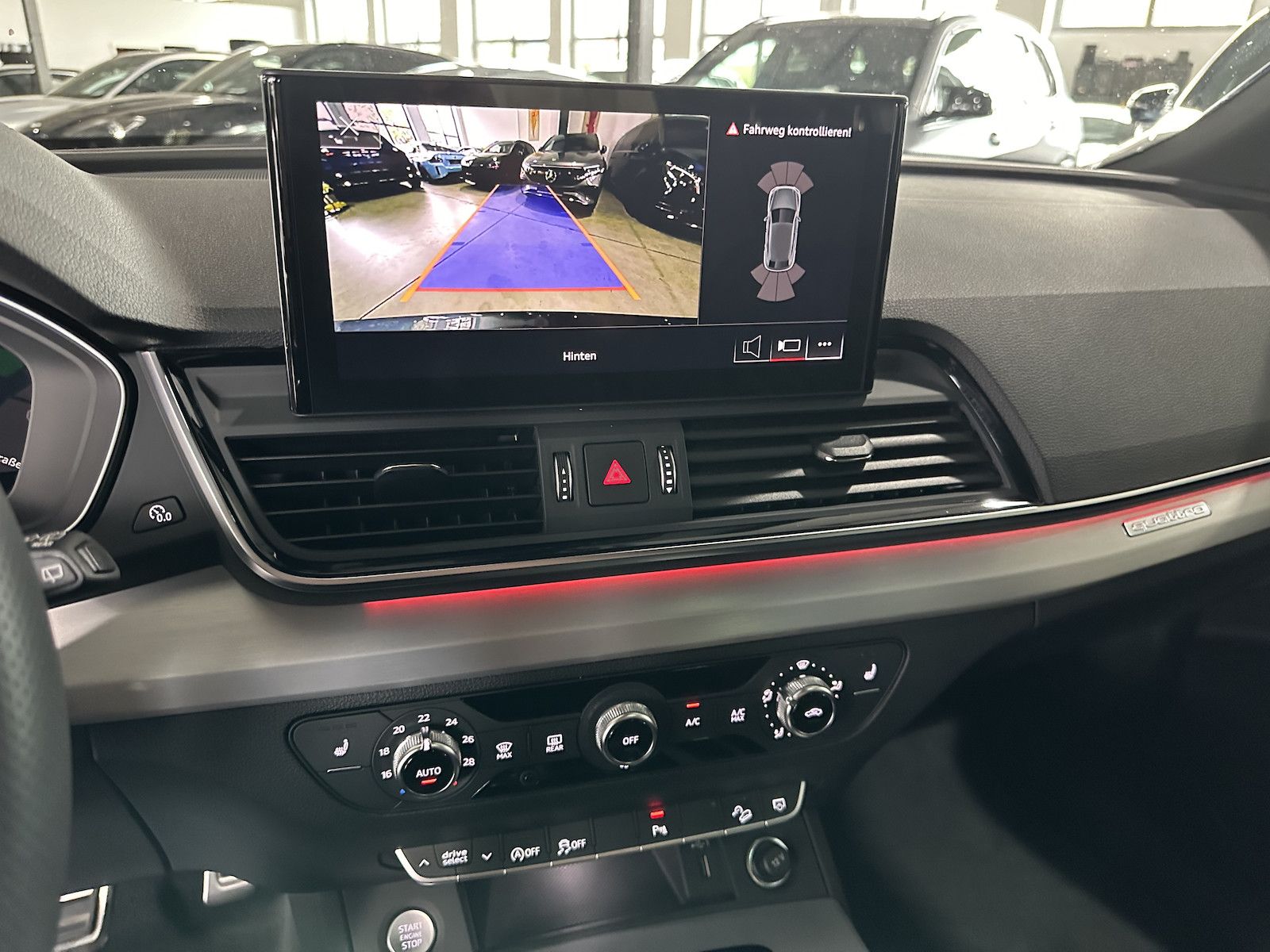 Fahrzeugabbildung Audi Q5 Sportback 40 TDI S line/Pano/Raute/Matrix/21