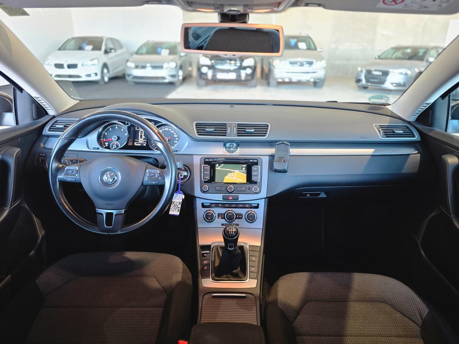 Volkswagen Passat Variant 1.4 TSI 160 ch – Business Edition – Toit panoramique – GPS