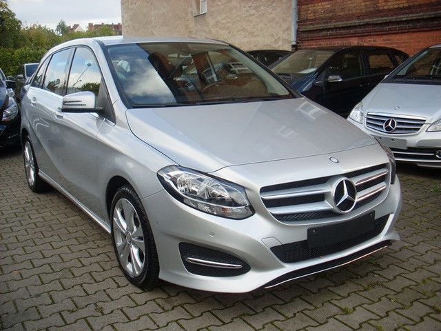 Mercedes-Benz B 200 Urban 1. Besitz / 25.651 Kilometer