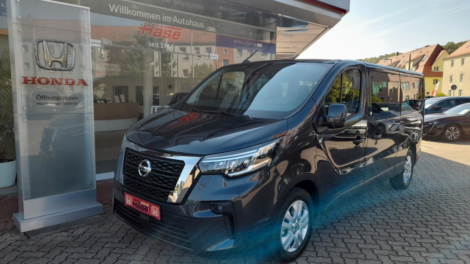 Nissan Primastar Kombi L2H1 3,0t Tekna 8 Sitzer