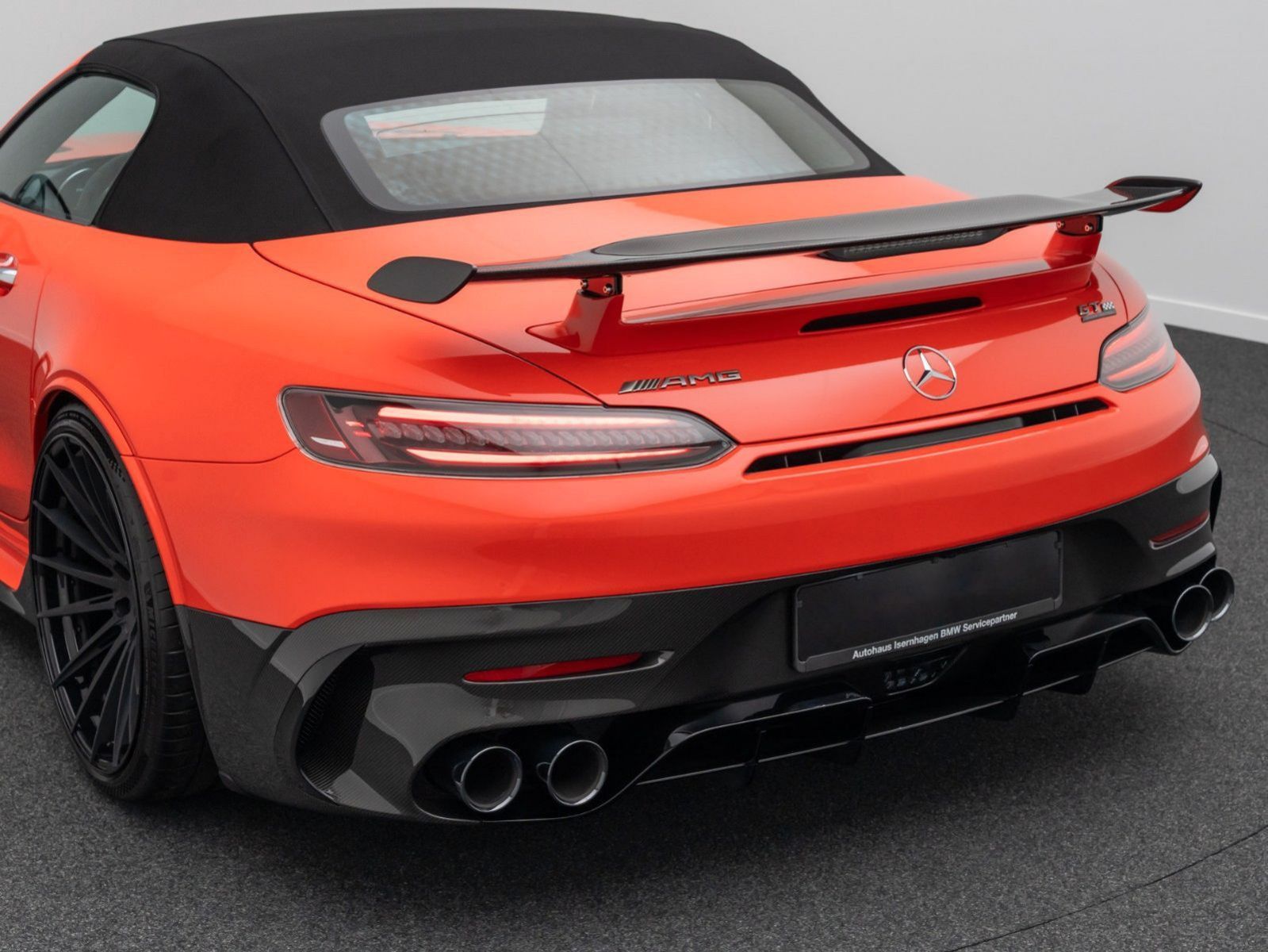 Fahrzeugabbildung Mercedes-Benz AMG GT C AMG GTC 4.0 V8 Black Series 1of1 900PS