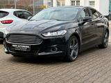 Ford Mondeo Lim. Titanium 2.0  Scheckheft 1 Hand - Ford Mondeo mit Benzin-Antrieb: Limousine, 2.0