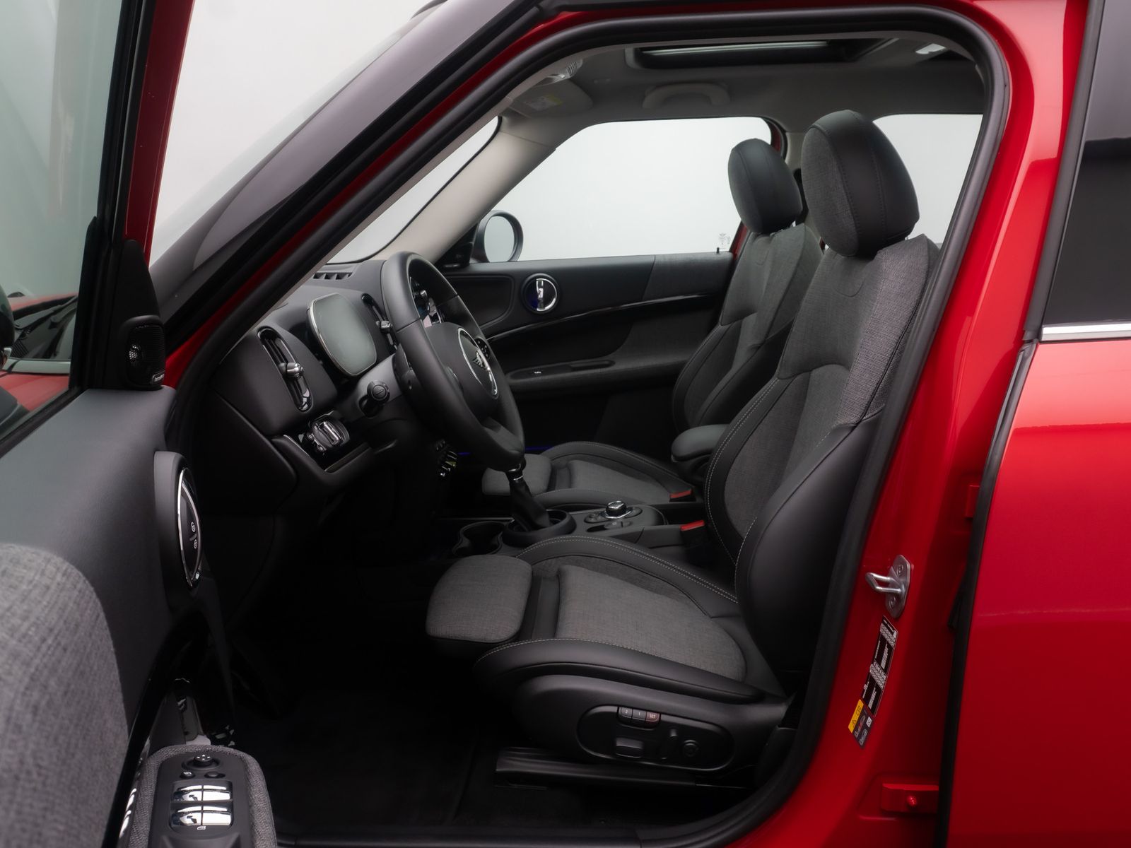Fahrzeugabbildung MINI Countryman SE (Cooper) ALL4 HUD Panoram H/K Voll