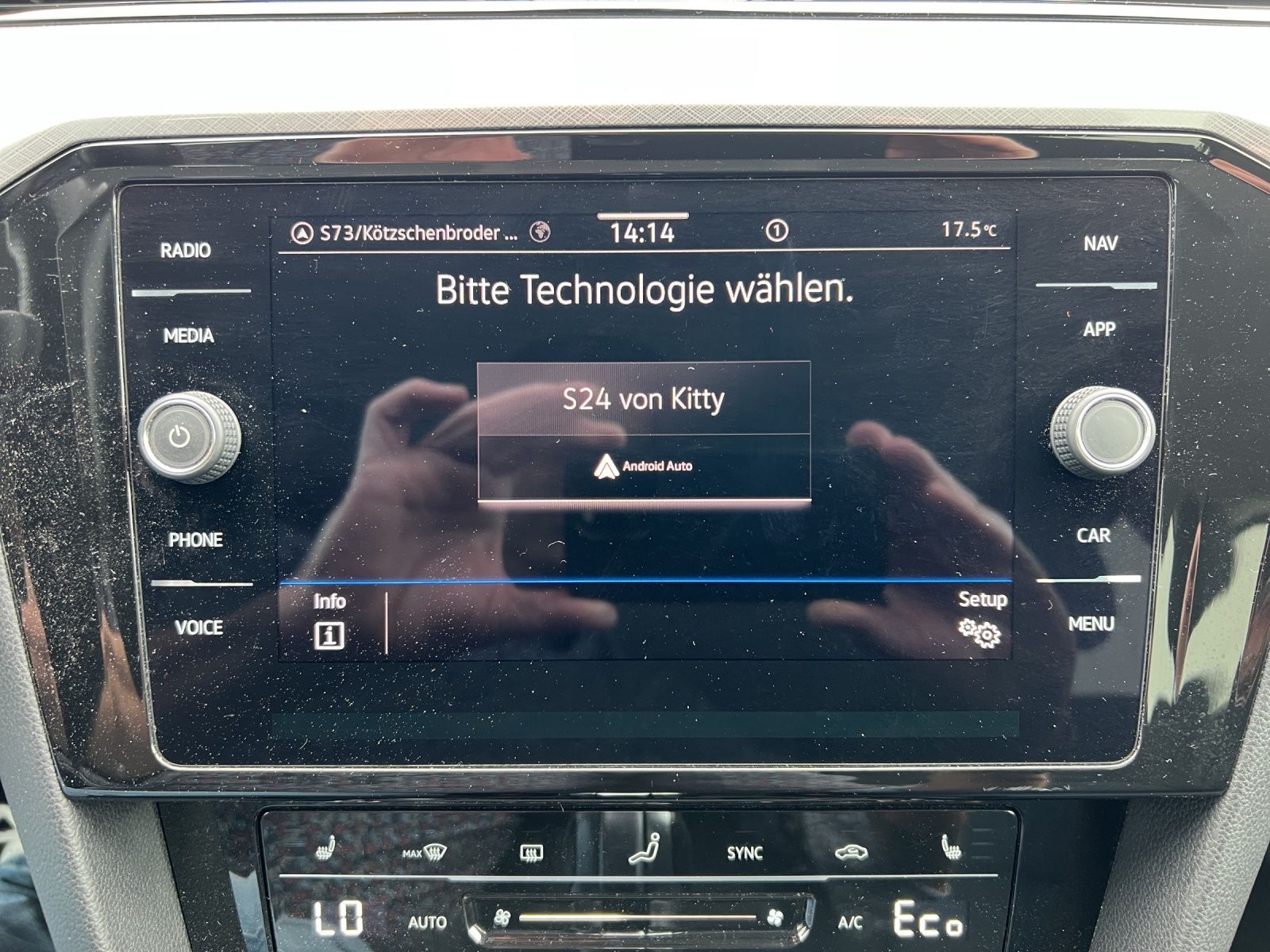 Fahrzeugabbildung Volkswagen Passat Variant GTE 1.4 TSI DSG LED Navi ACC SHZ