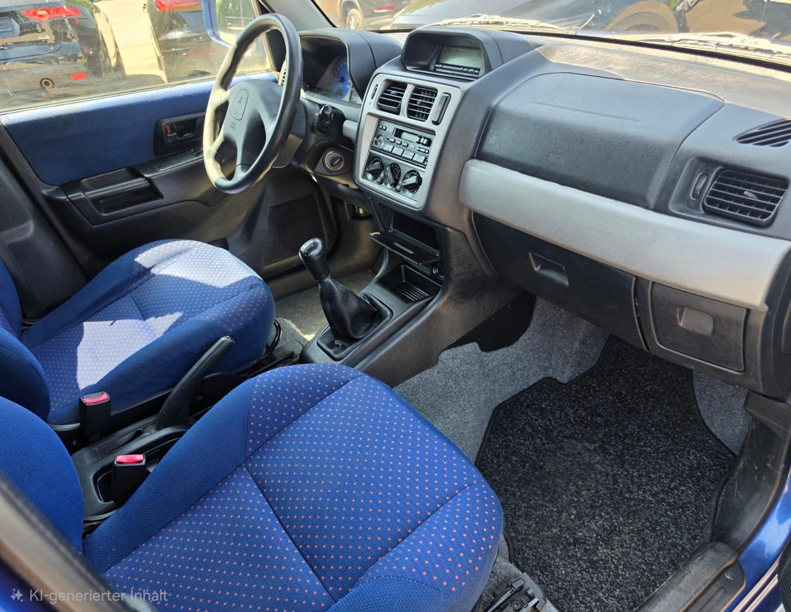 Mitsubishi Pajero Pinin 1.8 | 114 ch | BVM | Attelage fixe | Climatisation | Jantes alliage | Contrôle technique neuf