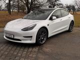 Tesla Model 3 SR Top Zustand Winterreifen MwSt - Tesla Model 3 in Stuttgart